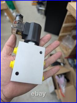 12V Hydraulic Solenoid Valve 4 Way 2 Position Single Coil Spring Return 3000 PSI