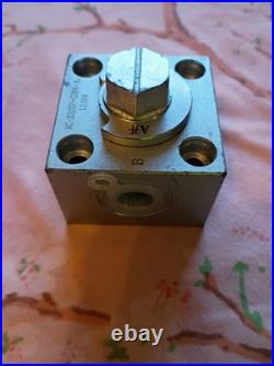 3 way hydraulic diverter valve
