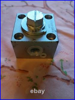 3 way hydraulic diverter valve