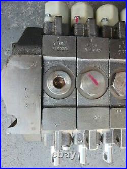 4 Spool Hydraulic Directional Control Valve