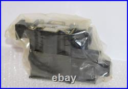 BRAND NEW Parker D1VW020HNYC Directional Control Hydraulic Valve 5000 PSI