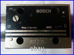 Bosch Rexroth Direct Operated Directional Control Valve (0810 001 702) (VAT INC)