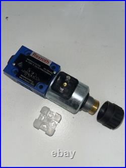 Bosch Rexroth Hydraulic Directional Valve M-3SED 6 CK1X/350CG24N9KV