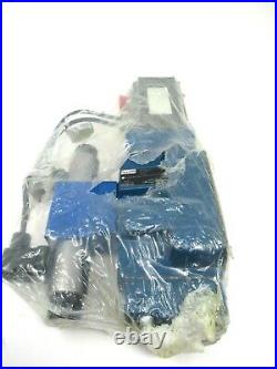 Bosch Rexroth Hydraulic Proportional Directional Control Valve R901004332 NEW