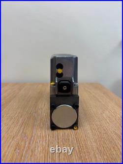 Bosch Rexroth Proportional Directional Valve 0811404640 4WRPEH6CB40L-2X/G24K0F1M