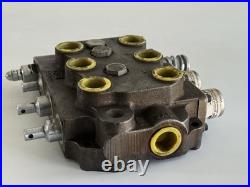 CROSS 4Z0009 Hydraulic Control Valve 3 Spool Directional Detent Spring Return