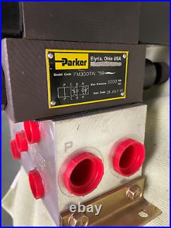 CUSTOM PARKER HYDRAULIC DIRECT CONTROL VALVE withMANIFOLD