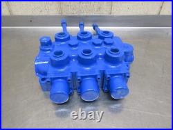 Cross 4Z0009 Hydraulic Directional Control Valve 3 Spool Spring Return Cross 4Z0009 Hydraulic Directional Control Valve 3 Spool Spring Return