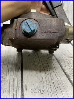 Cross Directional Control Valve 4Z0052