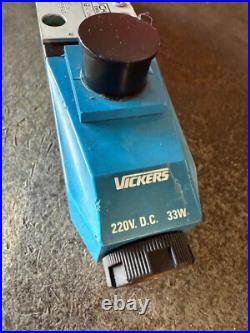 DG4V-3-6N-M-U-S-7-30 Sperry Vickers Hydraulic Control Valve Directional Cetop