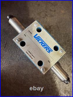 DG4V 5 2N M U A6 20 Vickers Hydraulic Control Valve Directional Cetop 5 Solenoid