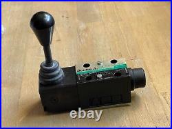 Double A Qfr-3-c-10c1 Hydraulic Valve Directional Control Appears Unused