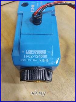 EATON VICKERS Hydraulic Directional Valve DG4V-3-8BL-VM-KUP3-H7-61 24V 30W