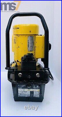 ENERPAC ZE3 404M4B ELECTRIC HYDRAULIC PUMP With4-WAY VALVE 700 BAR/10,000 PSI 115V