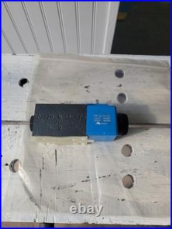 Eaton Vickers Hydraulic Valve DG4V-3S-2A-M-U B5-60