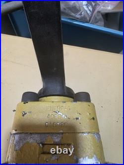 Enerpac CN680.026 Manual Hydraulic Valve 4-Way 3-Position Tandem Center