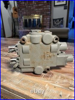 HCI-Prince Control Valve C-482 Two Spool Hydraulic Directional Control Valve