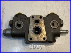 Hydraulic Directional Control Valve 976557