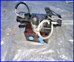 Hydraulic Solenoid Directional Control Valve Block New Open Box Japan Surplus