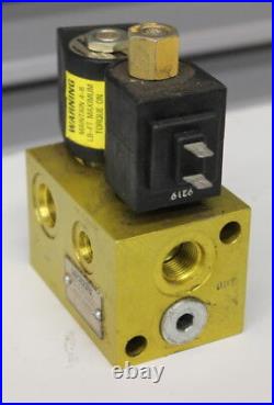 Hydraulic Solenoid Valve manifold Vickers MCD3941, 2 position 4 way 24VDC