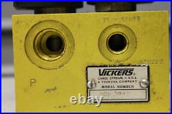 Hydraulic Solenoid Valve manifold Vickers MCD3941, 2 position 4 way 24VDC