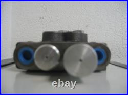 Metro 2-Spool Hydraulic Directional Control Loader Valve with Handles