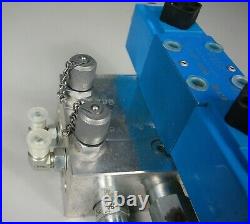 NEW! Eaton Vickers Hydraulic Directional Valve DG4V-3-6C-M-U-H7-60 With Manifold