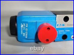 New Vickers DG4V-3-2C3-M-U-HH7-60 Directional Hydraulic Valve 24VDC PN 02-363653