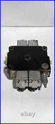thumbnail image 2 of Hydraulic Joystick Valve 2 Spool Hydraulic Control Valve - 25 GPM, 3000 PSI For Tractors Loaders With Bspp J 901567 Hydraulic Valve 2 Spool 2 of 12