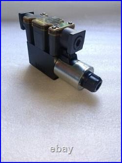 PARKER D 1 V W 0 2 0 B N J G 91 Hydraulics Directional Control Valve