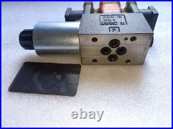 PARKER D 1 V W 0 2 0 B N J G 91 Hydraulics Directional Control Valve