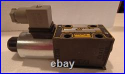 PARKER HYDRAULIC DIRECTIONAL VALVE D1VW004KNJP0 24VDC NEW in opened Box