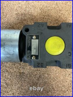 Parker 3459500190 24 Volt Hydraulic Directional Control Valve New