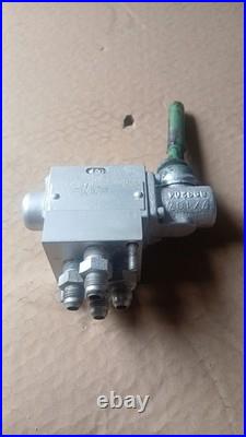 Parker D1VL1D51 Directional Lever Operated Hydraulic Control Valve 5000 PSI NEW