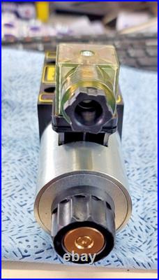 Parker D1VW020BNYPZ5-91 Hydraulic Directional Control Solenoid Valve 110V