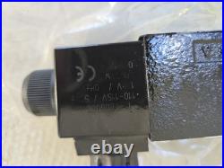 Parker D1VW020BVYW91 Hydraulic Directional Control Valve 120V AC New FREE SHIP