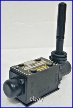 Parker D1vlb001cv Lever Operated Directional Control Hydraulic Valve New