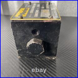 Parker D3W1FVY 14 Hydraulic Directional Control Valve 120 Vac Solenoid 3000 PSI