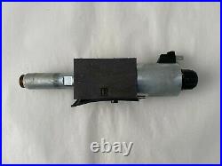 Parker DIRECTIONAL HYDRAULIC SOLENOID VALVE 4CHAMBER D1VW008CNJS