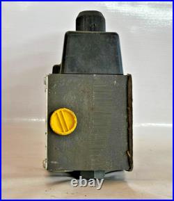 Parker Denison Hydraulic Directional Control Valve A3D02 34 151 0101 00B1W013