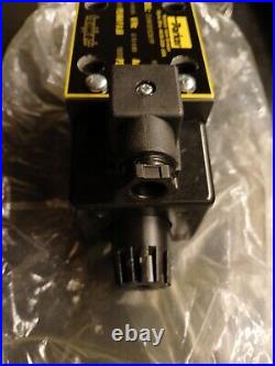 Parker Directional Hydraulic Control Valve D3W D3W001CNYP 120/60 1500psi