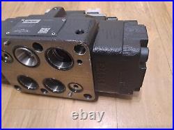 Parker Hydraulic D91VW001C3NJW91 Pilot Operated Directional Control Valve, 24Vdc