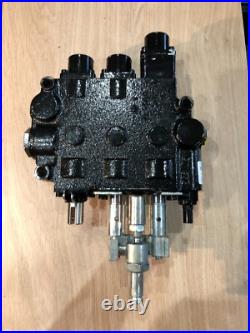 Prince 3 Spool Directional Control Valve, 25 GPM Prince 3 Spool Directional Control Valve, 25 GPM