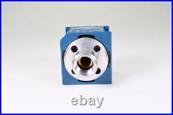 REXROTH 5351620500, C15 i, 3/2-way hydraulic valve, with flange Defective edge