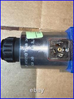 Rexroth R900921739 Proportional Direction Hydraulic Valve 4WRA10E30-22/G24N9K4/V