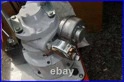 SPX Power Team PA554 Air Operated HYDRAULIC PUMP 4-Way Valve DOUBLE ACTING CYL