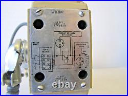 Sperry Vickers Hydraulic Directional Control Valve DG4S4 010C 50 120V Coil