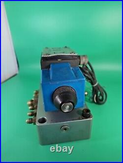 Vickers D05 Hydraulic Directional Valve 120v Double Solenoid