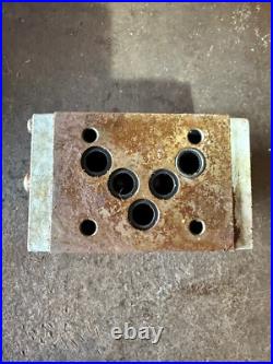 Vickers DG1S4-012A-50-DE1 Hydraulic 290413 Directional Valve Eaton