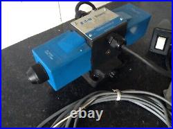 Vickers Eaton 12v Hydraulic Directional Control Valve DG4S4-010C-G-60